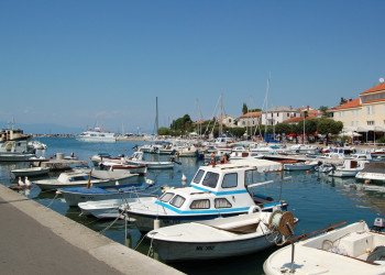 Яхты и катера в Малинске, Хорватия. Фото 9 – фотографии Хорватии