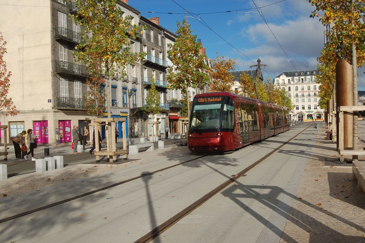 Транспорт в Клермон-Ферран, Франция. Фото 1 – фотографии Франции