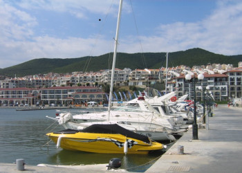 Причал  в Свети-Влас, Болгария – фотографии Болгарии