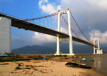 Мост и чистейшее побережье – фотографии Вьетнама