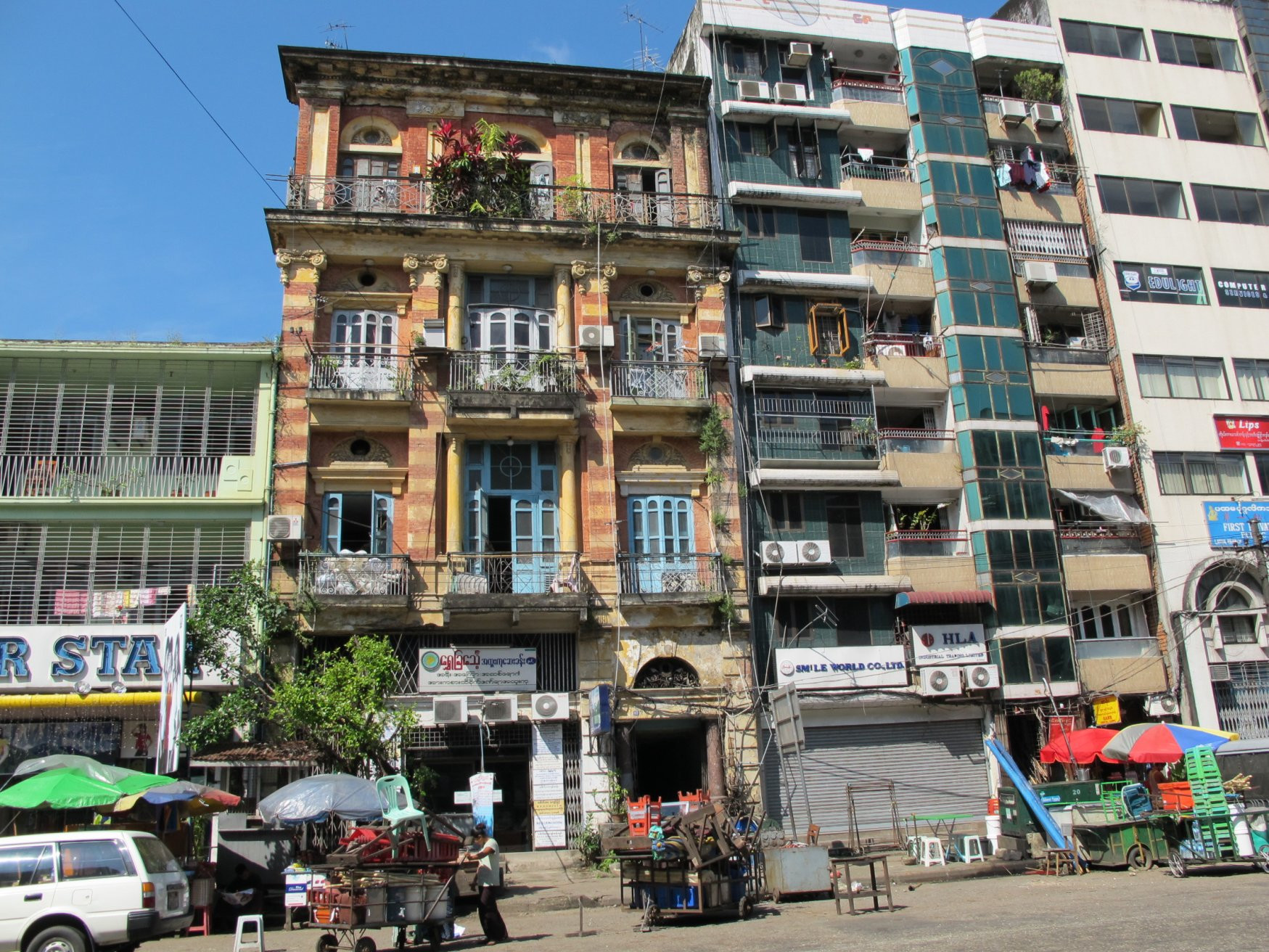 Дома в Янгоне, Мьянма. Фото 2 – фотографии Мьянмы