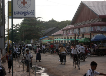 Люди в Кампонгтхом, Камбоджа – фотографии Камбоджи