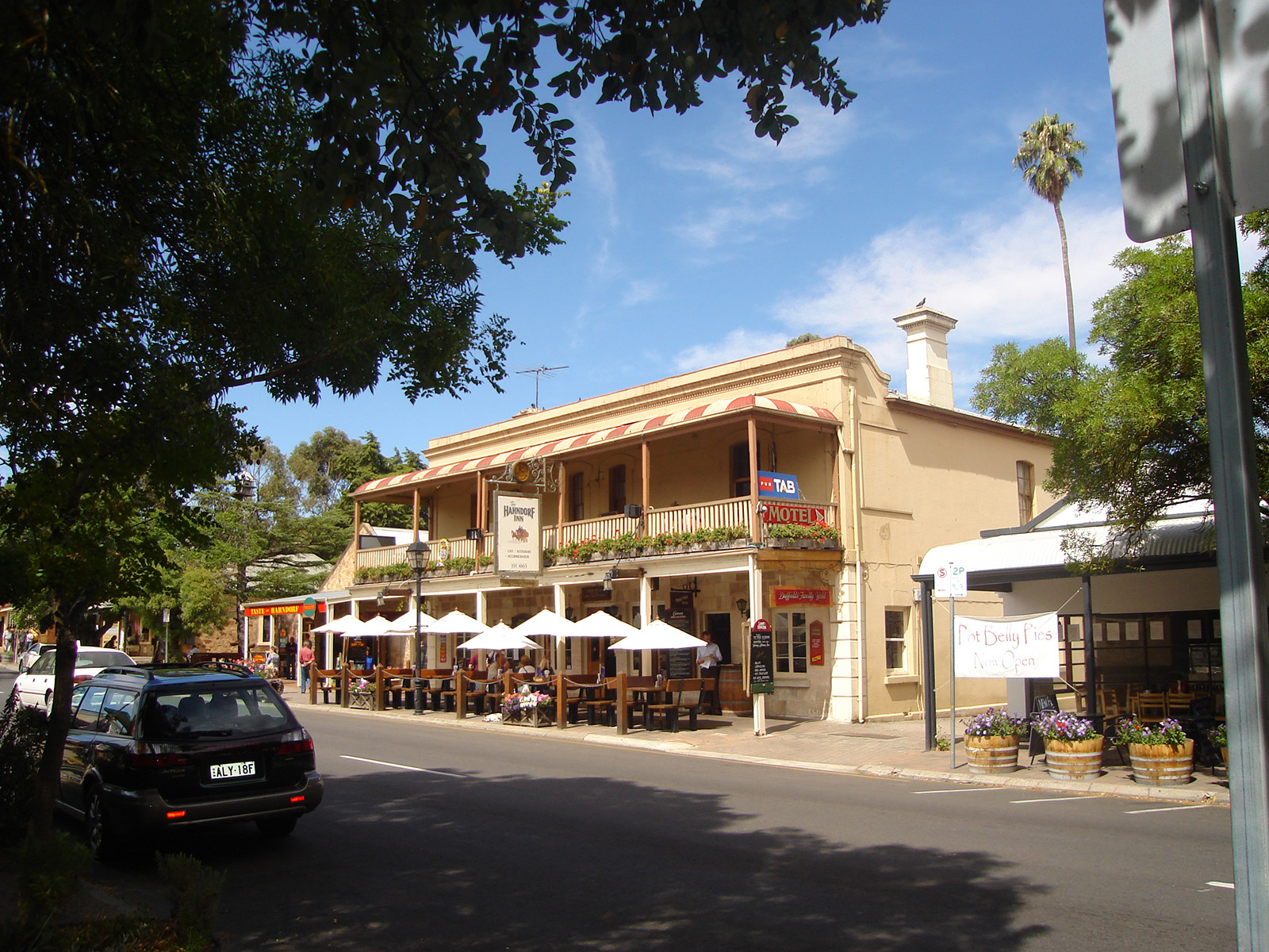 Деревня Хандорф (Hahndorf), основанная переселенцами из Пруссии – фотографии Австралии