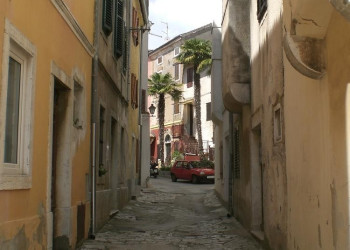 Дома в Врсаре, Хорватия. Фото 14 – фотографии Хорватии