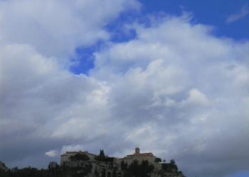 Скала в Сен Поль де Ванс, Франция – фотографии Франции