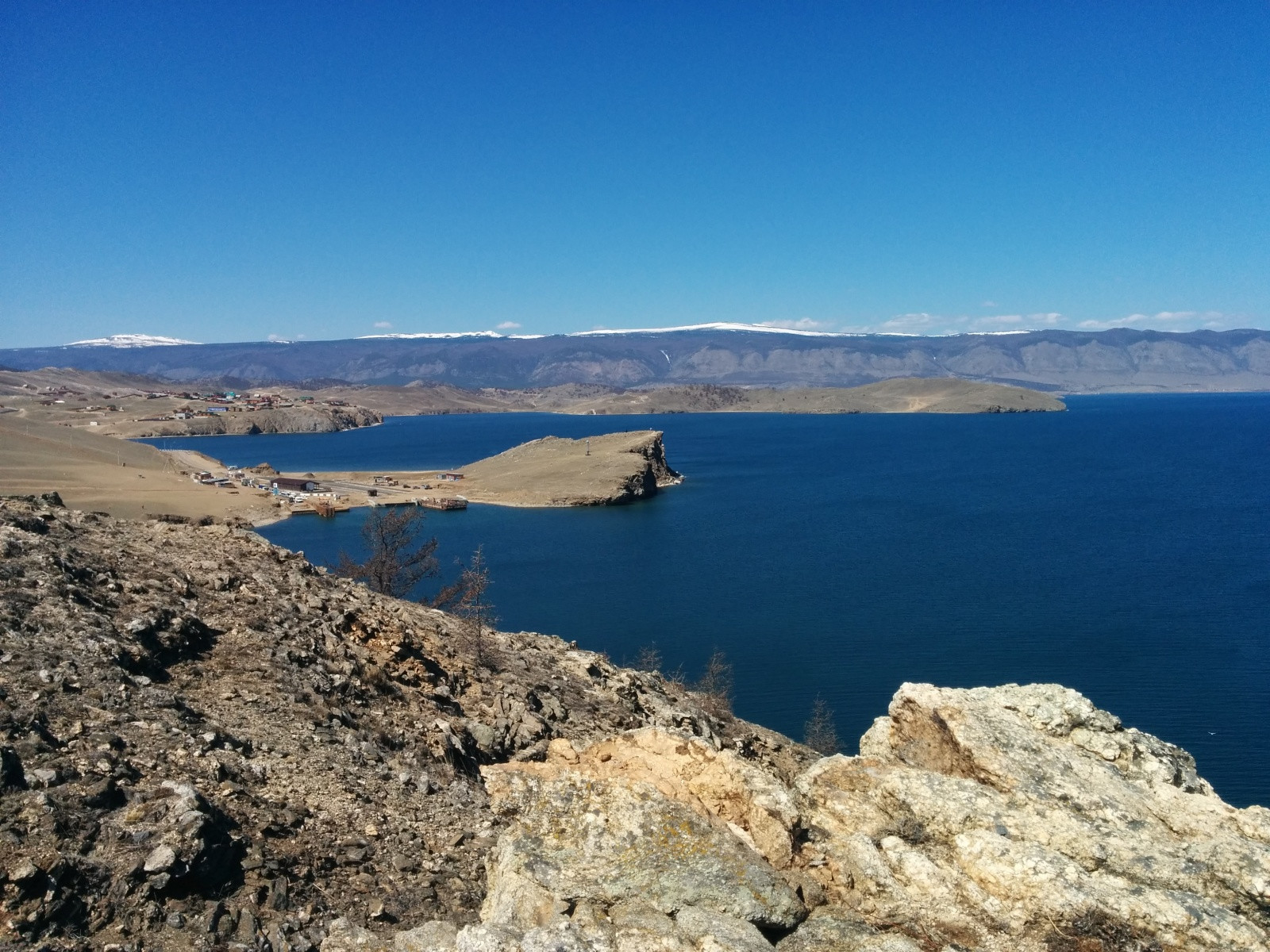 Паромная переправа на остров Ольхон. Фото 2 – фотографии России