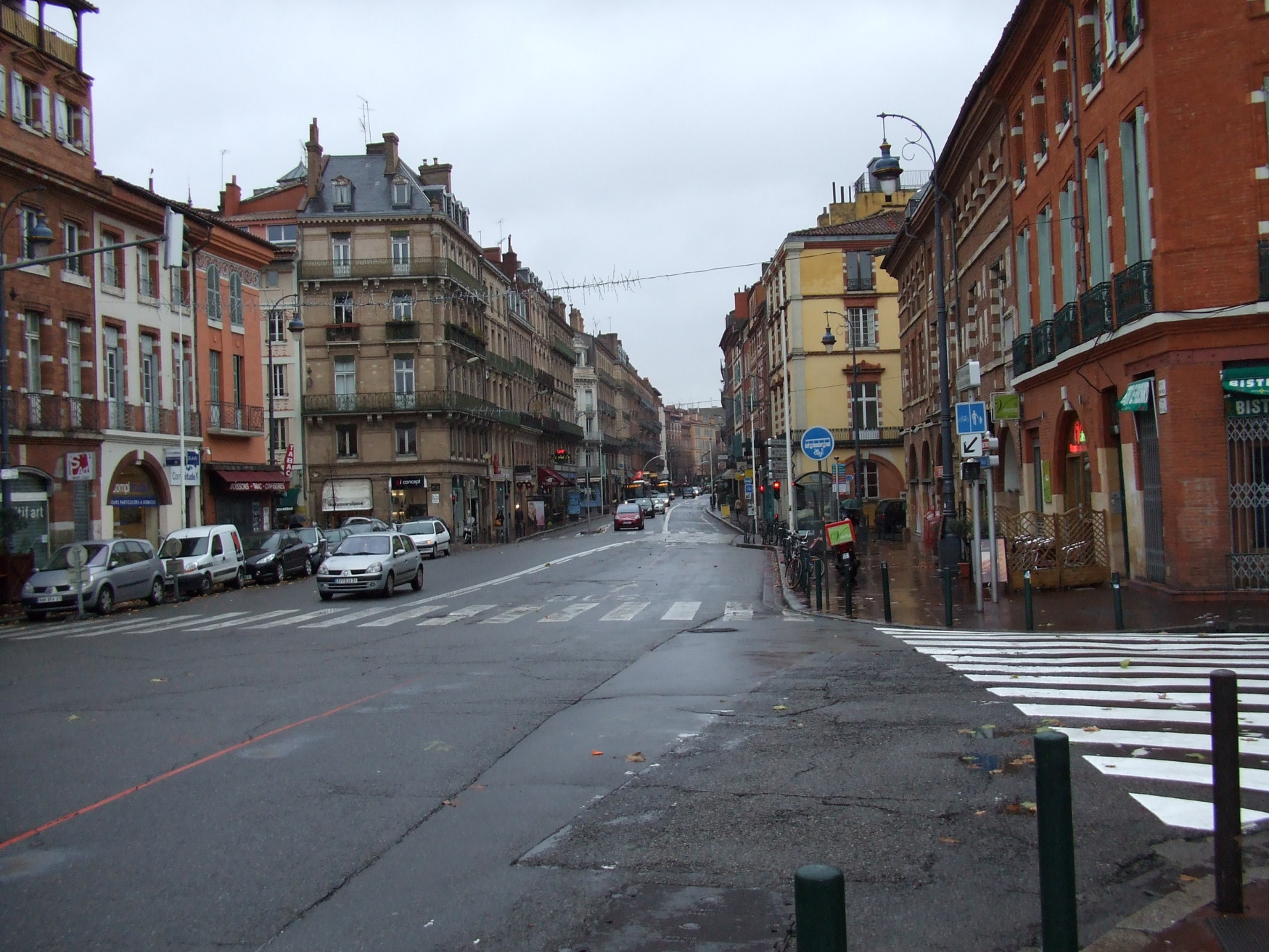 Улица в Тулузе, Франция. Фото 20 – фотографии Франции