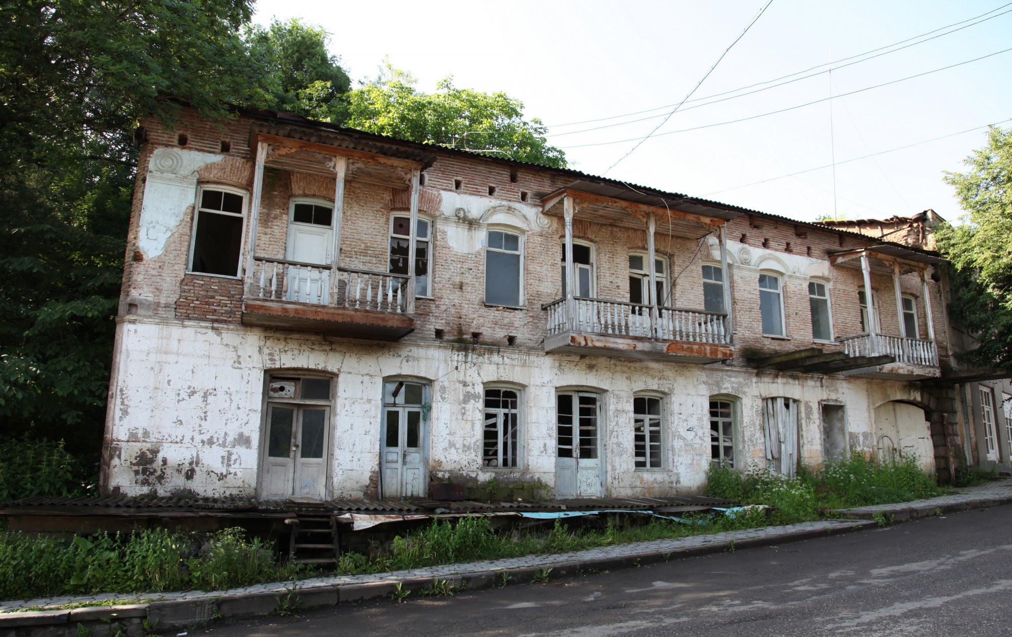 Дом в Дилижан, Армения – фотографии Армении
