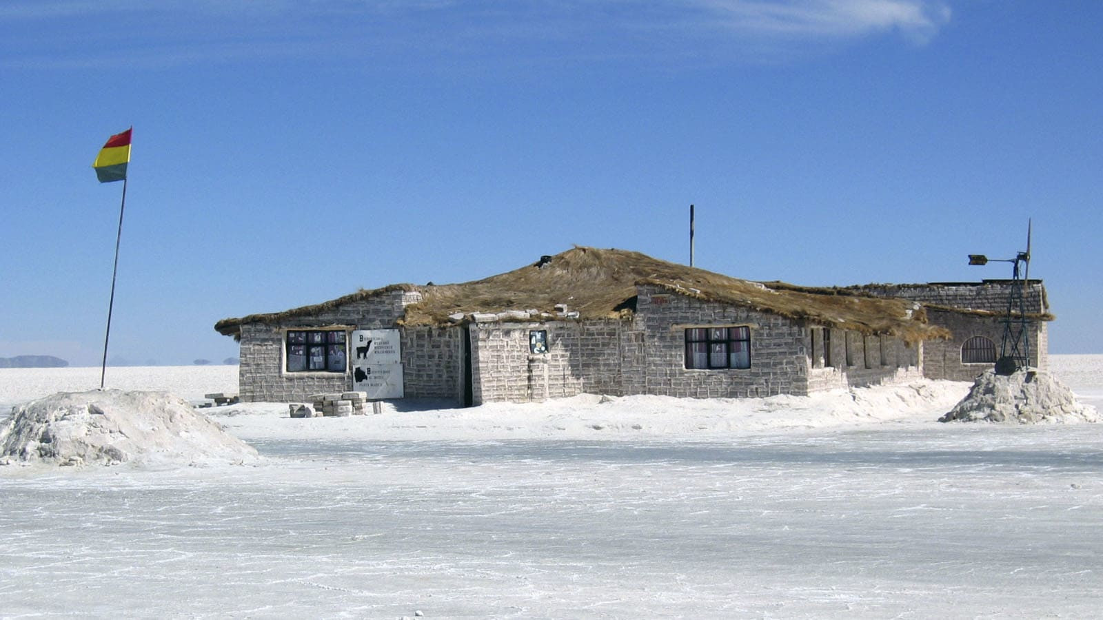 Солончак Ую́ни (Salar de Uyuni), Боливия – фотографии Боливии