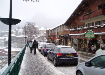 Магазины в Морзине, Франция – фотографии Франции