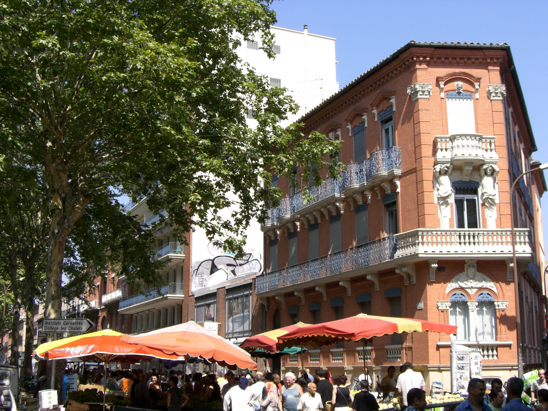 Люди в Тулузе, Франция – фотографии Франции