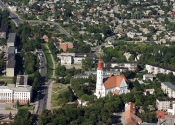 Панорамный вид города Шяуляй (Šiauliai), Литва – фотографии Литвы