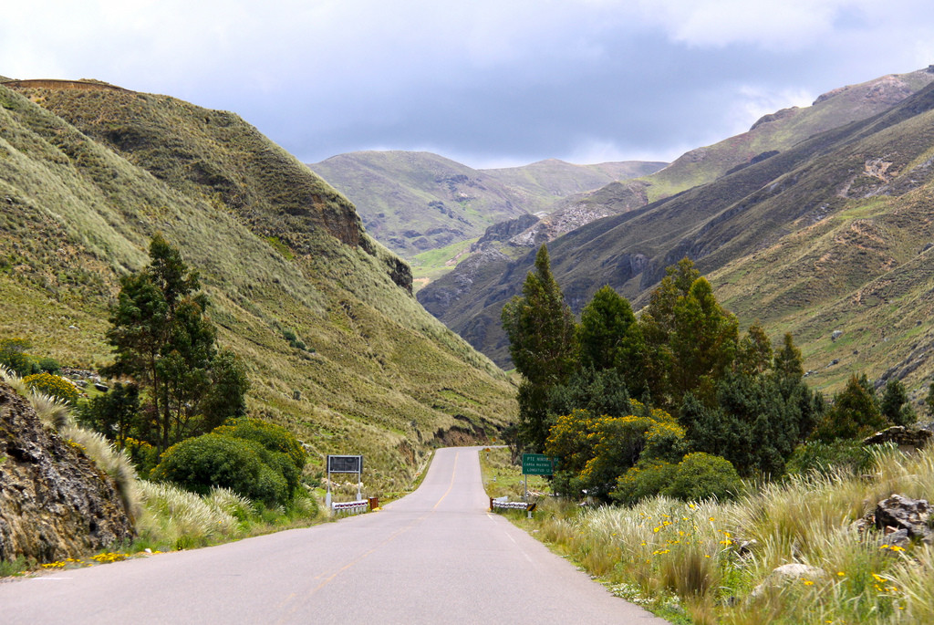 Дороги в окрестностях Аякучо (Ayacucho) – фотографии Перу