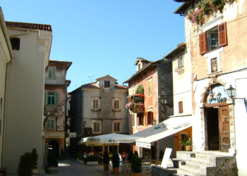 Кафе в Ловране, Хорватия – фотографии Хорватии