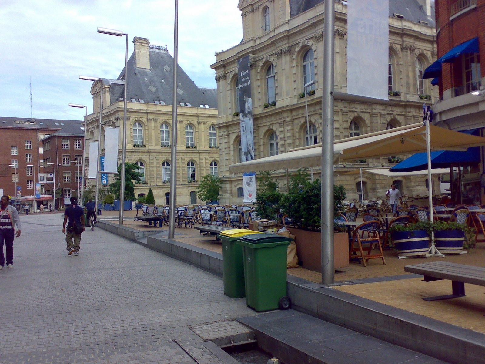 Кафе в Амьене, Франция – фотографии Франции