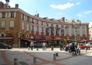 Площадь в Лиможе, Франция – фотографии Франции