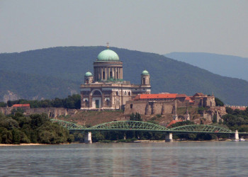 Базилика святого Адальберта  – фотографии Венгрии