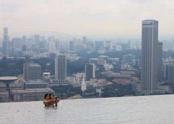 Бассейн в отеле Марина-Бэй-Сэндс – фотографии Сингапура
