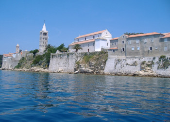 Дома в Раб, Хорватия. Фото 9 – фотографии Хорватии