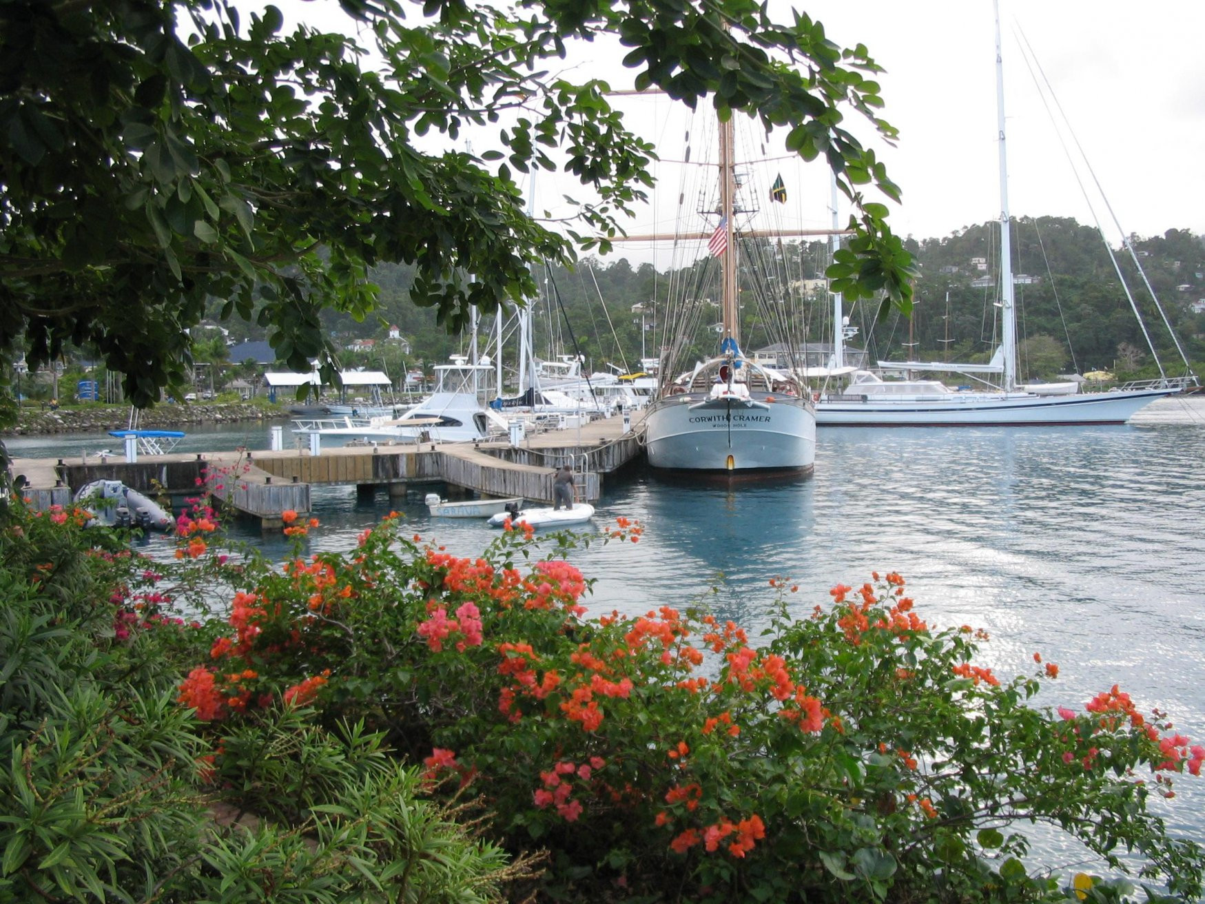 Яхты и Катера в Порт Антонио, Ямайка – фотографии Ямайки