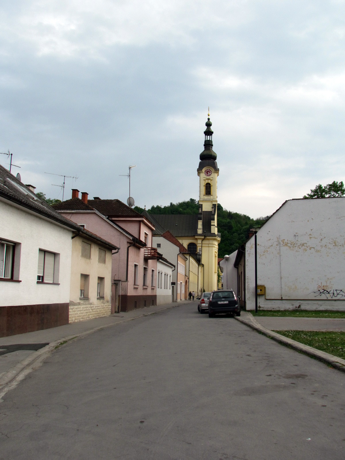 Пожега (Požega) – город на востоке Хорватии в Славонии – фотографии Хорватии