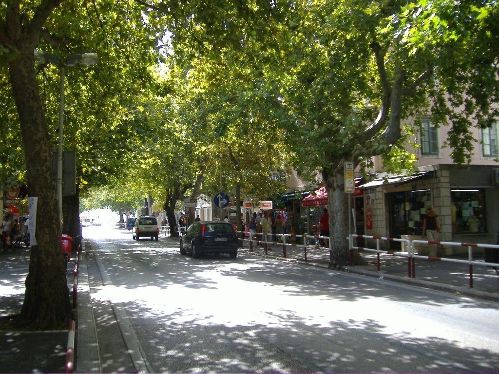 Улица в Омиш, Хорватия – фотографии Хорватии