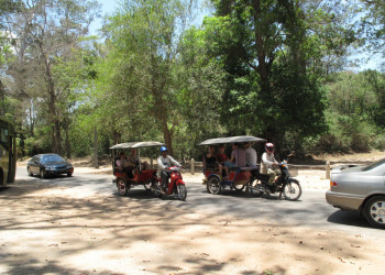 Транспорт в Ангкор, Камбоджа – фотографии Камбоджи