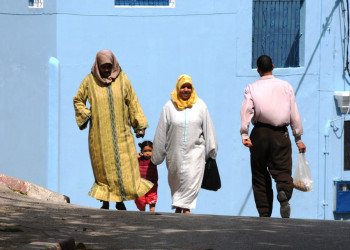 Люди в Танжере, Марокко – фотографии Марокко