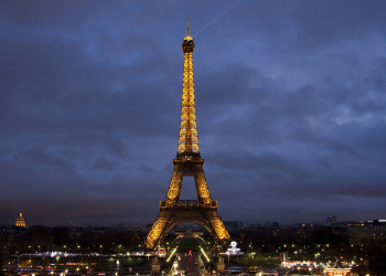 Эйфелева башня в Париже – фотографии Франции