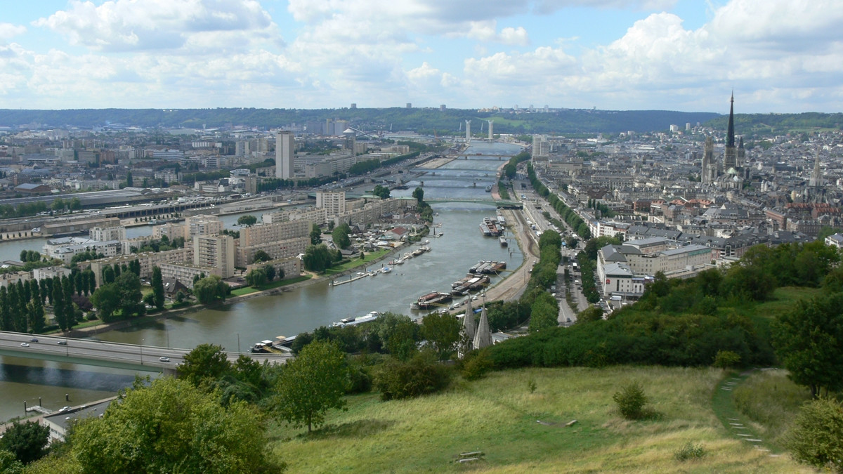 Панорамный вид в Руане, Франция – фотографии Франции