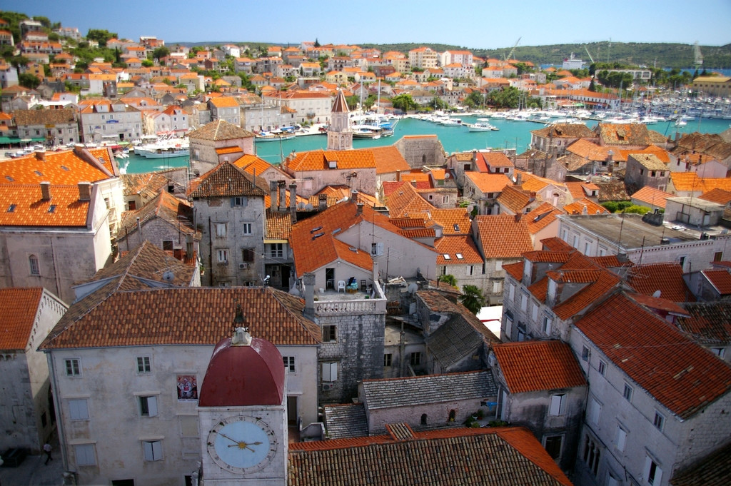 Крыши домов в Трогире, Хорватия. Фото 2 – фотографии Хорватии