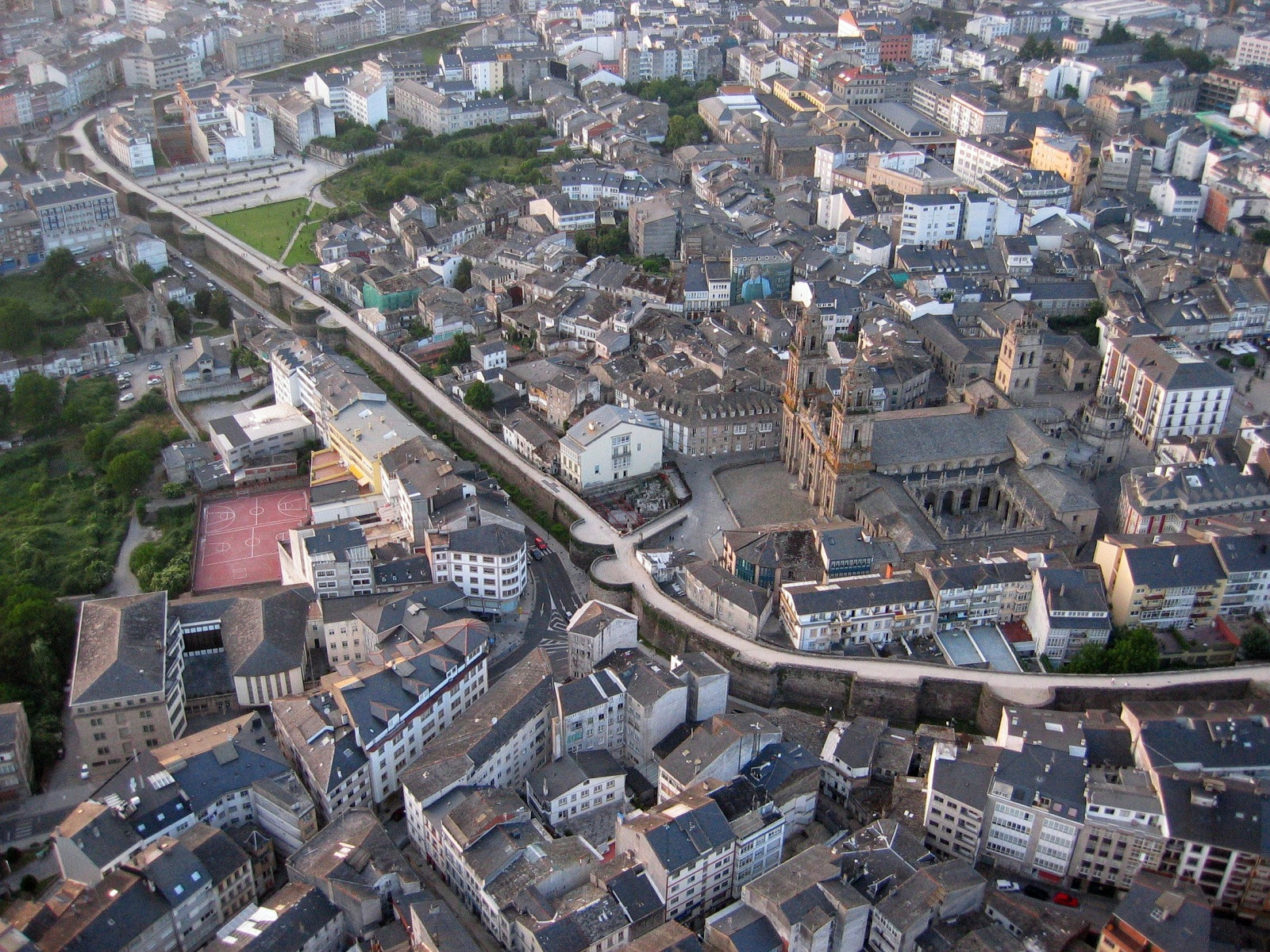 Город Луго (Lugo) в Галисии – фотографии Испании