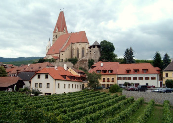 Город Вайсенкирхен-ин-дер-Вахау – фотографии Австрии