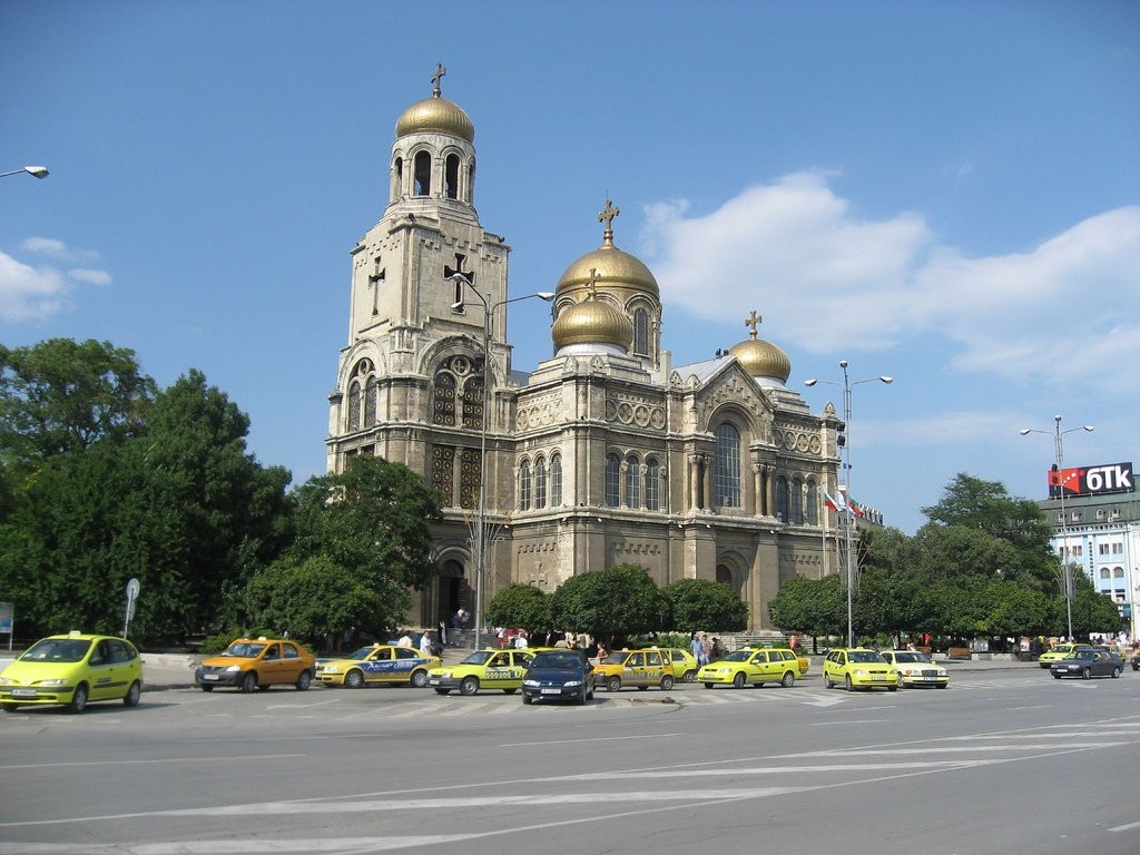 Успенский храм  в Варне, Болгария. Фото 5 – фотографии Болгарии