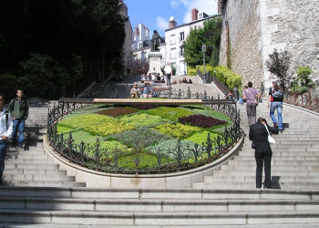 Памятник в Блуа, Франция – фотографии Франции