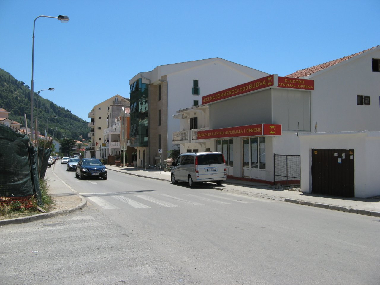 Улица в Будва, Черногория. Фото 26 – фотографии Черногории