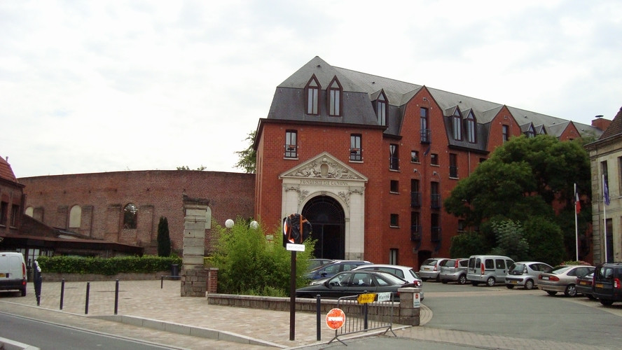 Музей в Дуэ, Франция. Фото 1 – фотографии Франции