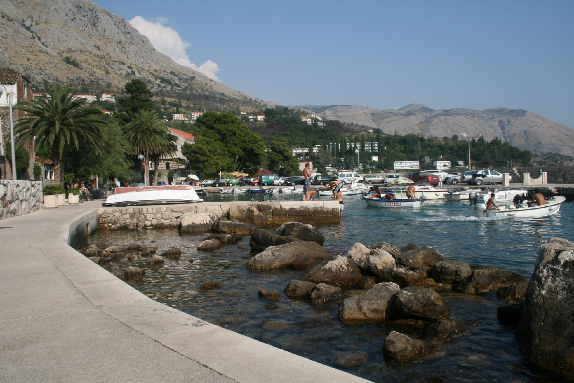 Набережная в Млини, Хорватия – фотографии Хорватии