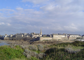 Берега в Сен-Мало, Франция. Фото 1 – фотографии Франции