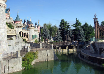 Замок в Диснейленде, Франция. Фото 5 – фотографии Франции
