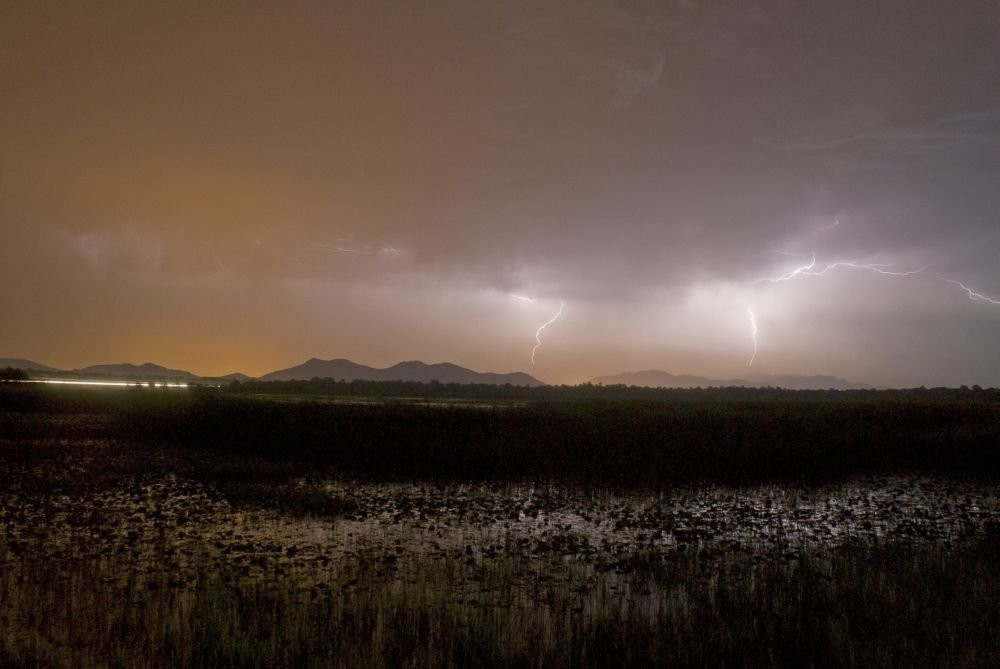 Молния в Национальном парке, Черногория. Фото 1 – фотографии Черногории
