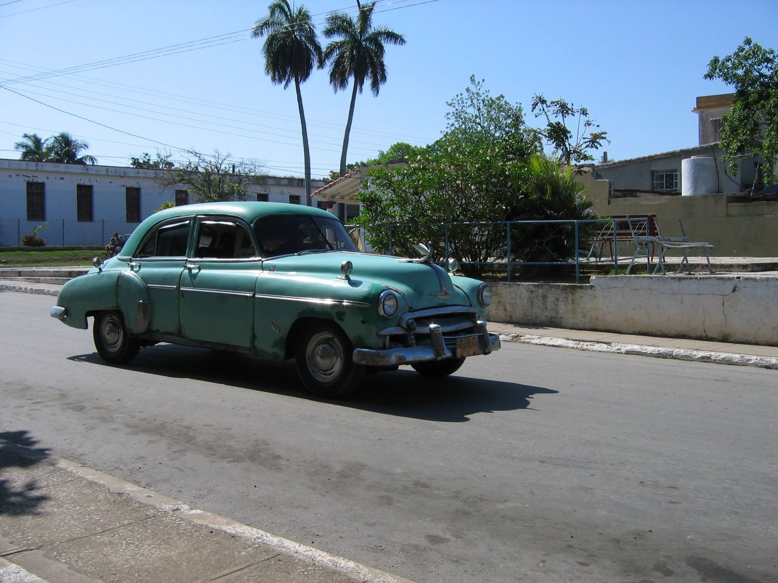 Автомобиль в Хувентуде, Куба – фотографии Кубы