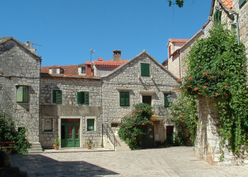 Дома в Стари Град, Хорватия. Фото 14 – фотографии Хорватии