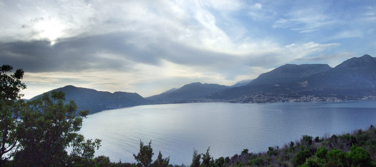 Море в Херцег-Нови, Черногория. Фото 16 – фотографии Черногории