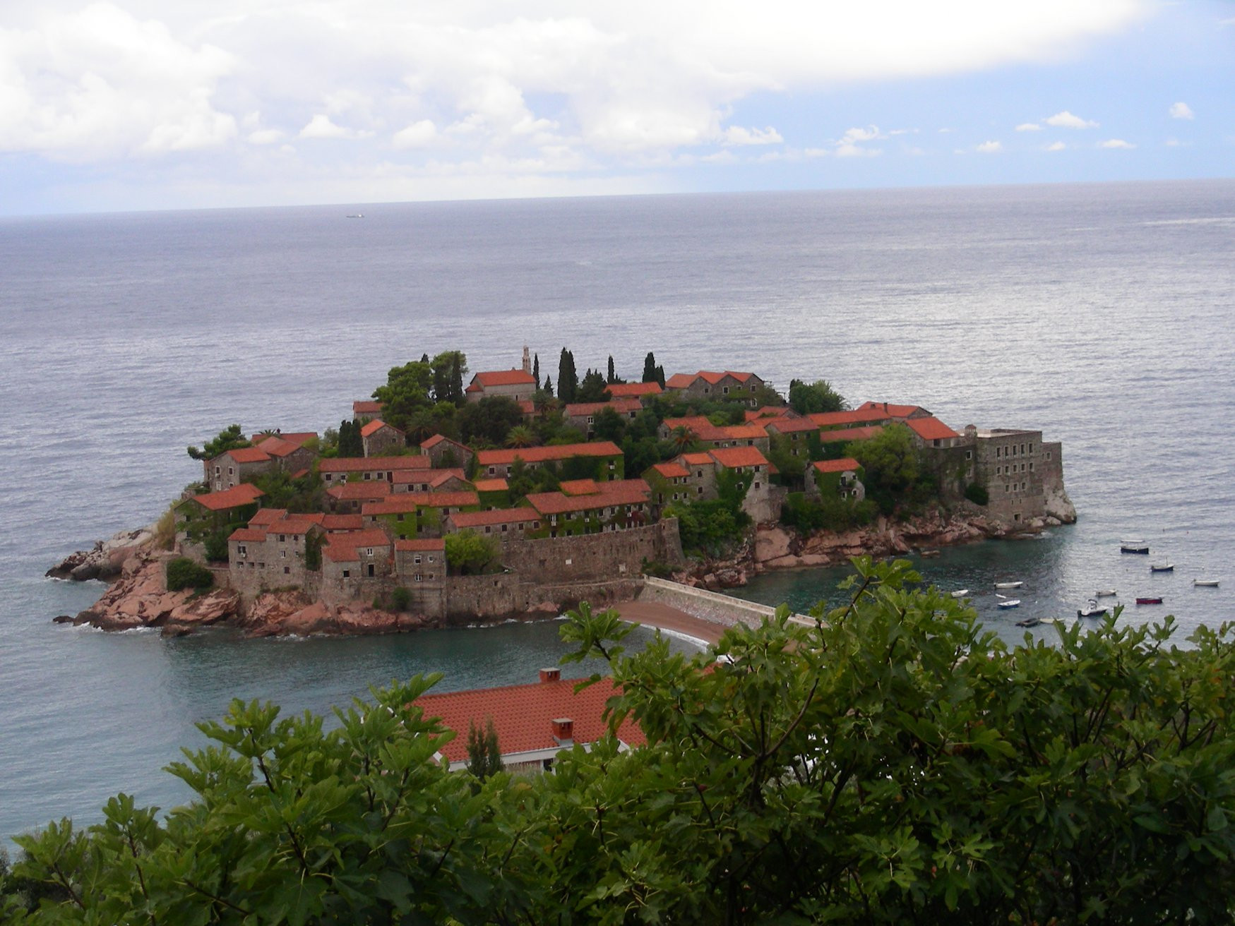 Дома на острове Святой Стефан, Черногория. Фото 47 – фотографии Черногории