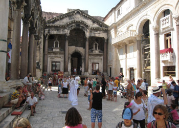 Туристы в Сплит, Хорватия. Фото 5 – фотографии Хорватии