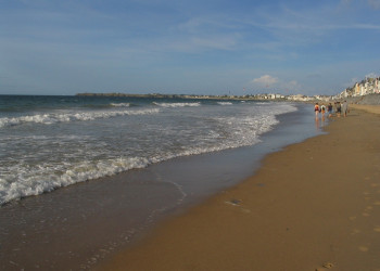 Пляж в Сен-Мало, Франция. Фото 9 – фотографии Франции