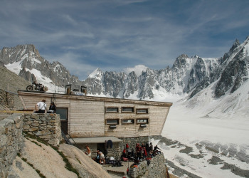 Люди в Аржентьере, Франция – фотографии Франции