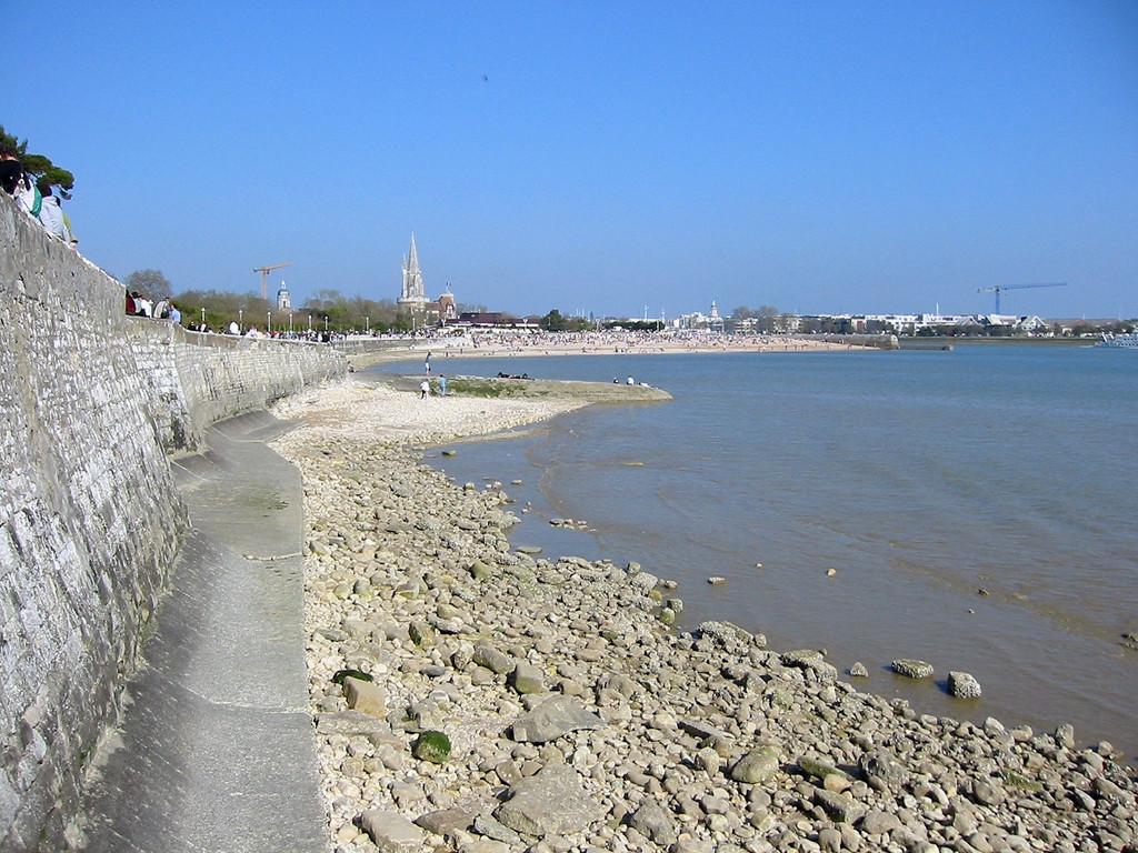 Берег в Ла-Рошель, Франция – фотографии Франции