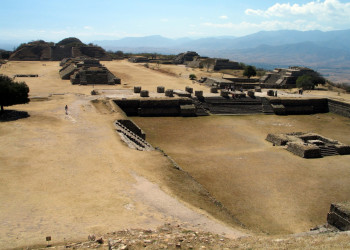 Древний город в Монте-Альбан, Мексика. Фото 3 – фотографии Мексики